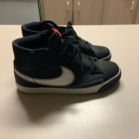 nike blazer sb black